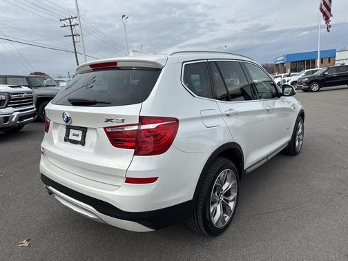 2017 BMW X3 sDrive28i