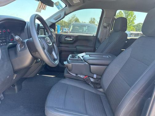 Summit White 2024 GMC Sierra 1500 Pro