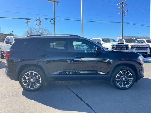 2025 GMC Terrain AWD Elevation