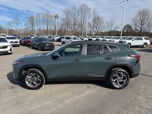 2025 Chevrolet Trax LT