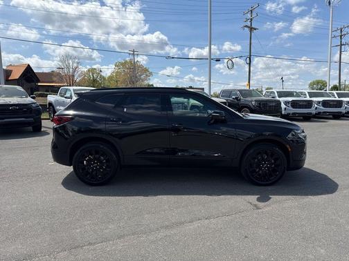 Black 2022 Chevrolet Blazer 2LT