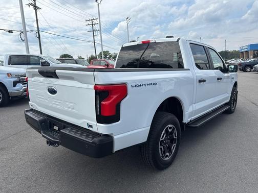2022 Ford F-150 Lightning Pro