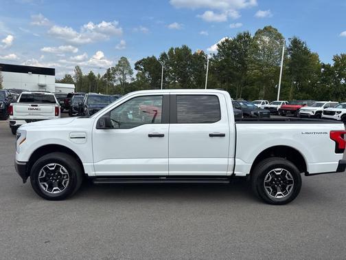2022 Ford F-150 Lightning Pro