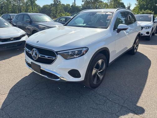White 2023 Mercedes-Benz GLC 300 Base