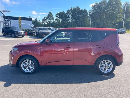 2024 Kia Soul LX
