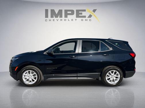 Mosaic Black Metallic 2024 Chevrolet Equinox LS