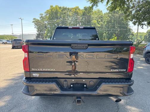 Black 2024 Chevrolet Silverado 2500 Custom