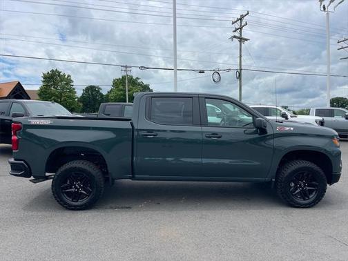 2025 Chevrolet Silverado 1500 Custom Trail Boss