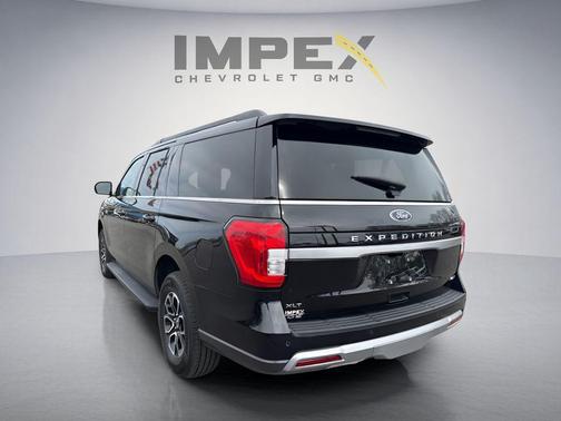 Agate Black Metallic 2024 Ford Expedition Max XLT