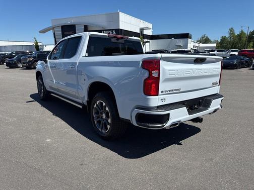 Polar White Tricoat 2026 Chevrolet Silverado 1500 High Country