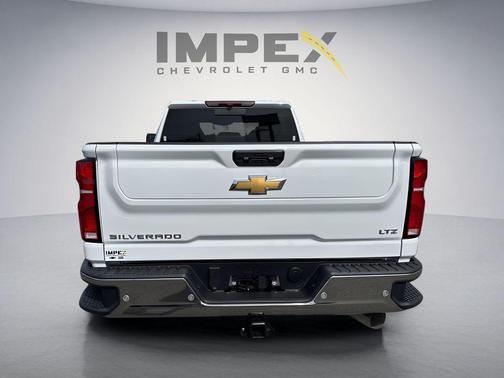 Summit White 2026 Chevrolet Silverado 2500 LTZ