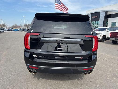 2023 GMC Yukon AT4