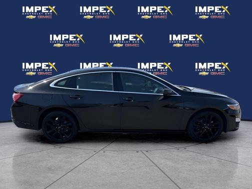 Mosaic Black Metallic 2024 Chevrolet Malibu 1LT