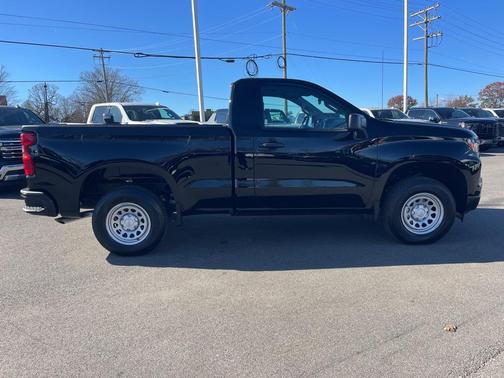 2025 Chevrolet Silverado 1500 WT