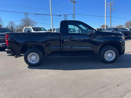 2025 Chevrolet Silverado 1500 WT