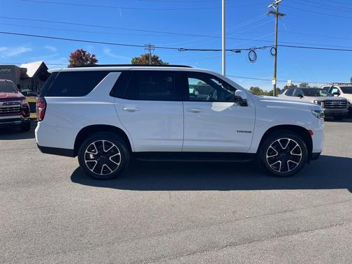 2022 Chevrolet Tahoe 2WD RST