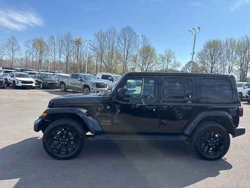 2025 Jeep Wrangler 4xe Sahara