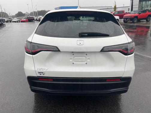 2025 Honda HR-V LX