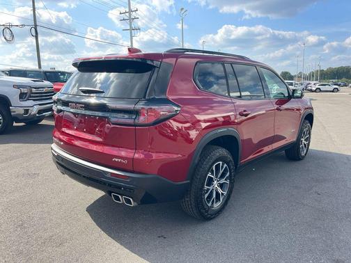 2025 GMC Acadia AWD AT4