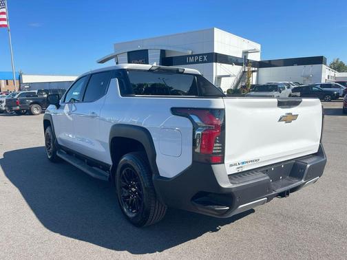 2026 Chevrolet Silverado EV LT
