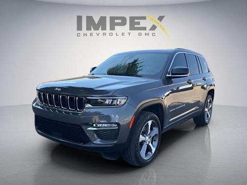 Baltic Gray Metallic Clearcoat 2024 Jeep Grand Cherokee Limited
