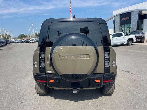 2024 Land Rover Defender 110 P400 X