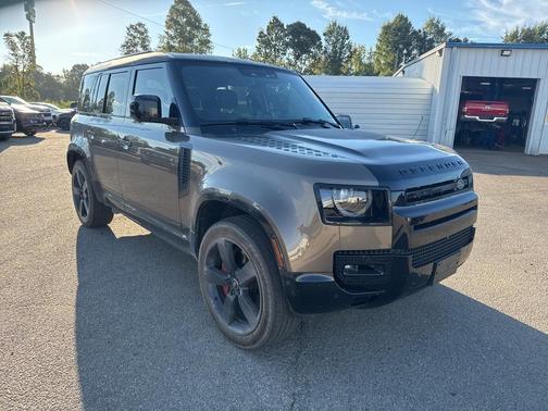 2024 Land Rover Defender 110 P400 X