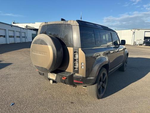 2024 Land Rover Defender 110 P400 X
