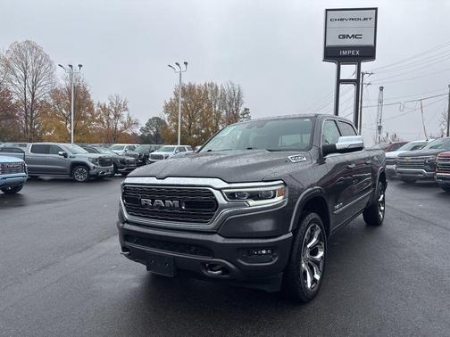 Granite Crystal Metallic Clearcoat 2020 RAM 1500 Limited