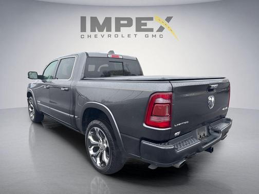 Granite Crystal Metallic Clearcoat 2020 RAM 1500 Limited