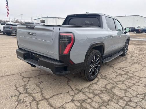 2024 GMC Sierra EV Denali Edition 1