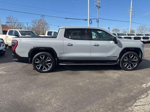 2024 GMC Sierra EV Denali Edition 1