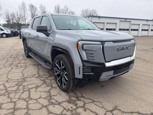 2024 GMC Sierra EV Denali Edition 1