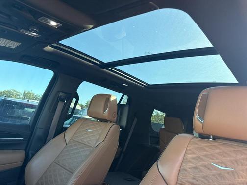 2021 Cadillac Escalade Sport