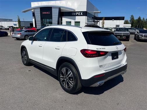 2025 Mercedes-Benz GLA 250 4MATIC