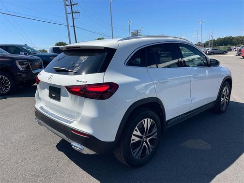 2025 Mercedes-Benz GLA 250 4MATIC