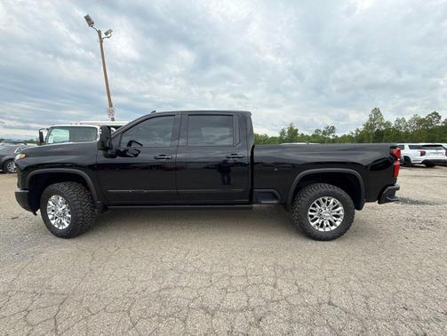 Black 2026 Chevrolet Silverado 2500 High Country