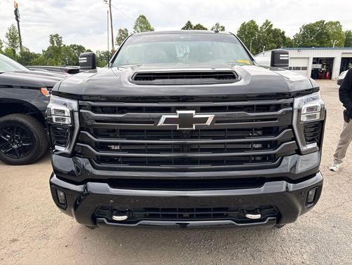 Black 2026 Chevrolet Silverado 2500 High Country