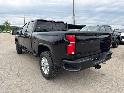 Black 2026 Chevrolet Silverado 2500 High Country