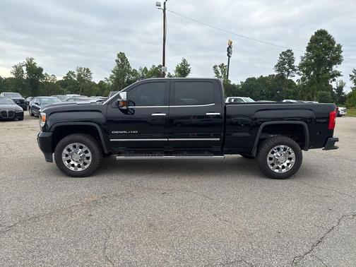 2018 GMC Sierra 2500 Denali