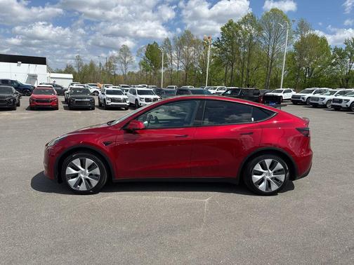 2024 Tesla Model Y Long Range Dual Motor All-Wheel Drive