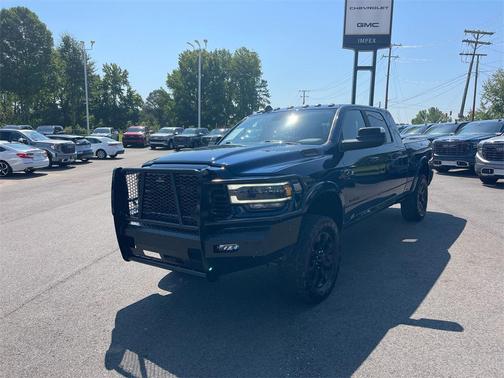 2022 RAM 2500 Laramie Mega Cab 4x4 6'4' Box