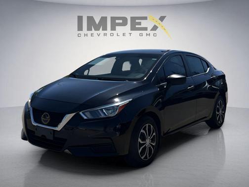 Super Black 2020 Nissan Versa 1.6 S