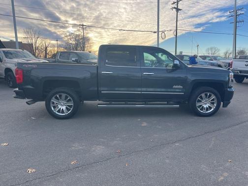 2017 Chevrolet Silverado 1500 High Country