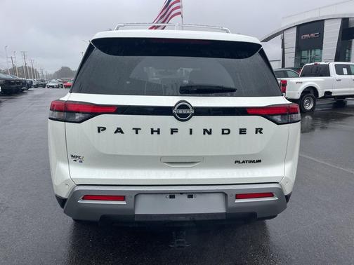 2024 Nissan Pathfinder Platinum FWD