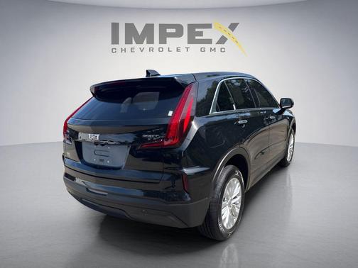 Stellar Black Metallic 2024 Cadillac XT4 Luxury