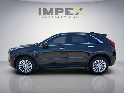 Stellar Black Metallic 2024 Cadillac XT4 Luxury