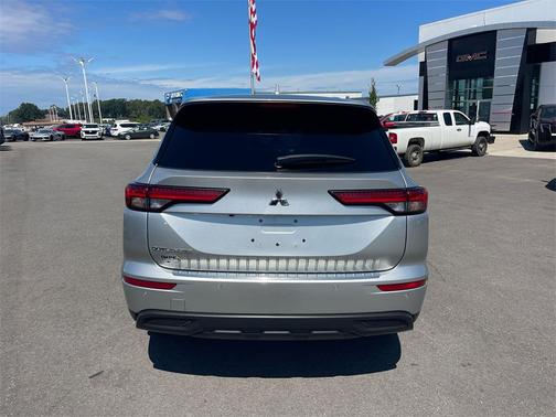 2024 Mitsubishi Outlander ES 2.5 S-AWC