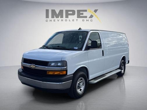Summit White 2024 Chevrolet Express 2500 LT