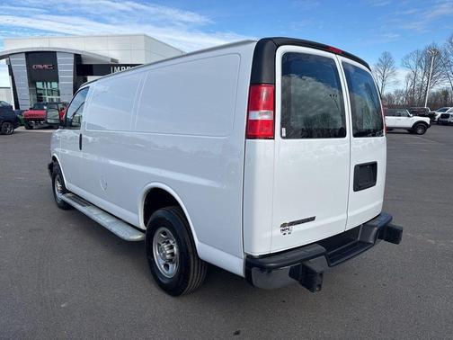 Summit White 2024 Chevrolet Express 2500 LT